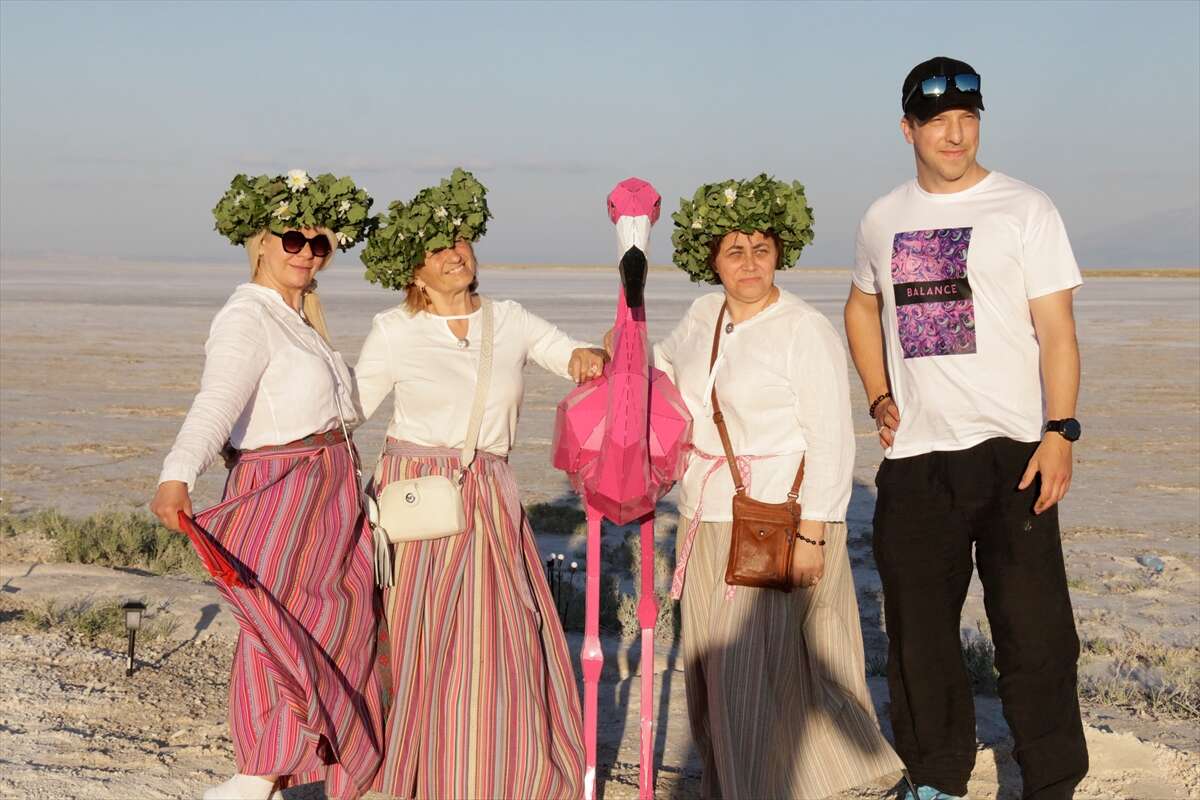 Dünyanın renkleri Tuz Gölü'nde buluştu! 25 ülke festival coşkusu yaşıyor 4